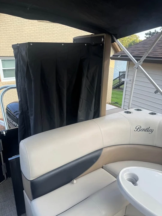 2019 Bentley - Image 11 of 15