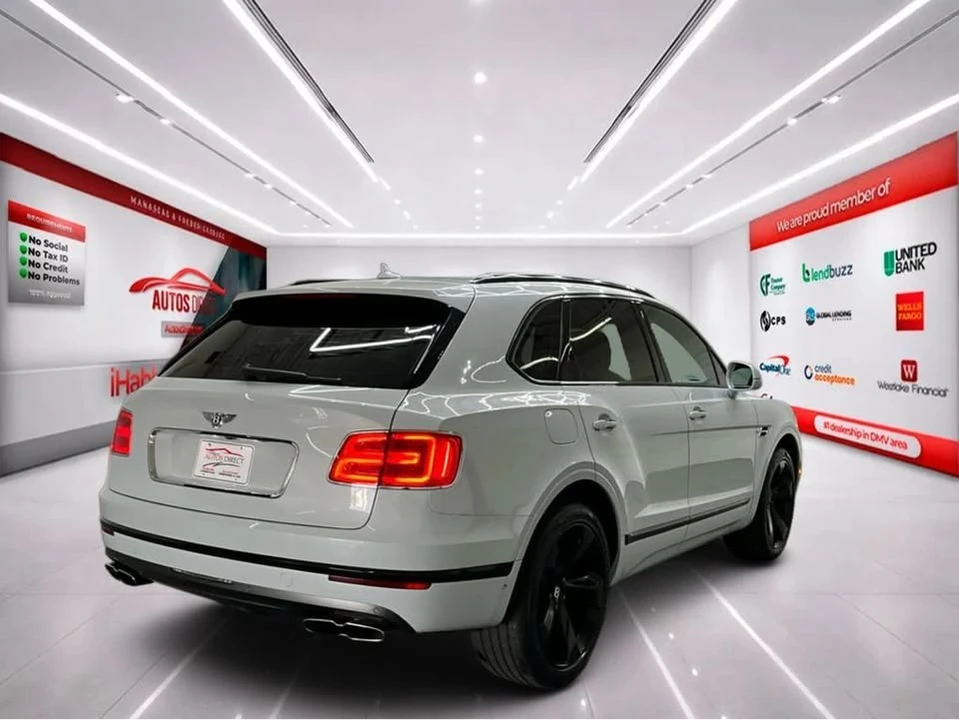 2019 Bentley Bentayga - Image 7 of 20