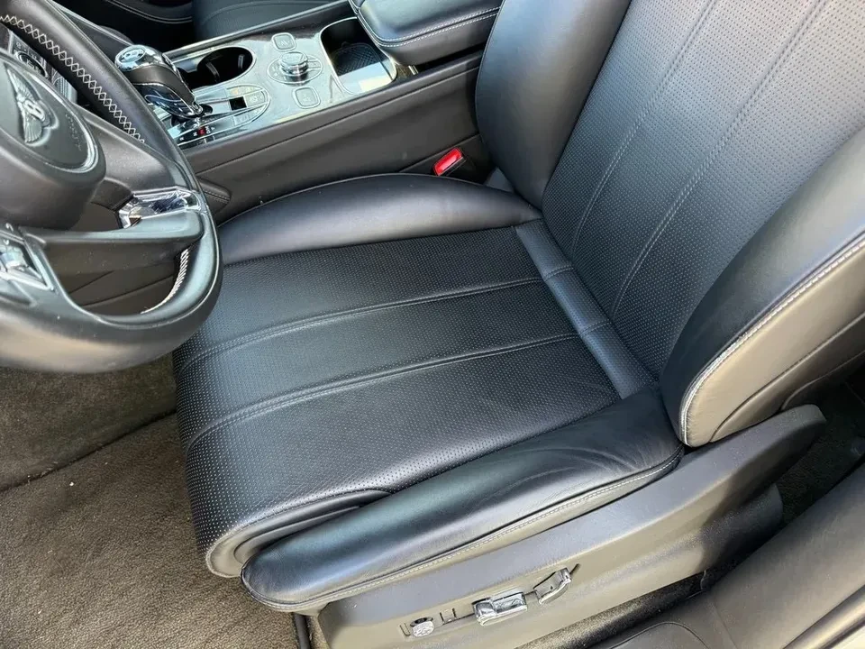 2019 Bentley Bentayga - Image 6 of 14