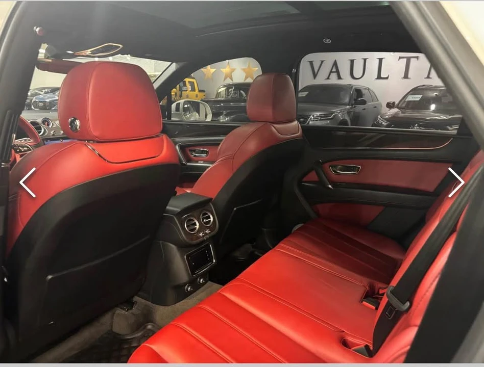 2019 Bentley Bentayga - Image 14 of 15