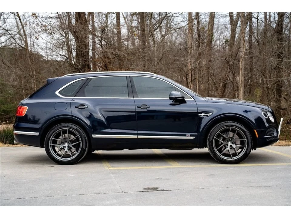 2019 Bentley Bentayga - Image 4 of 19