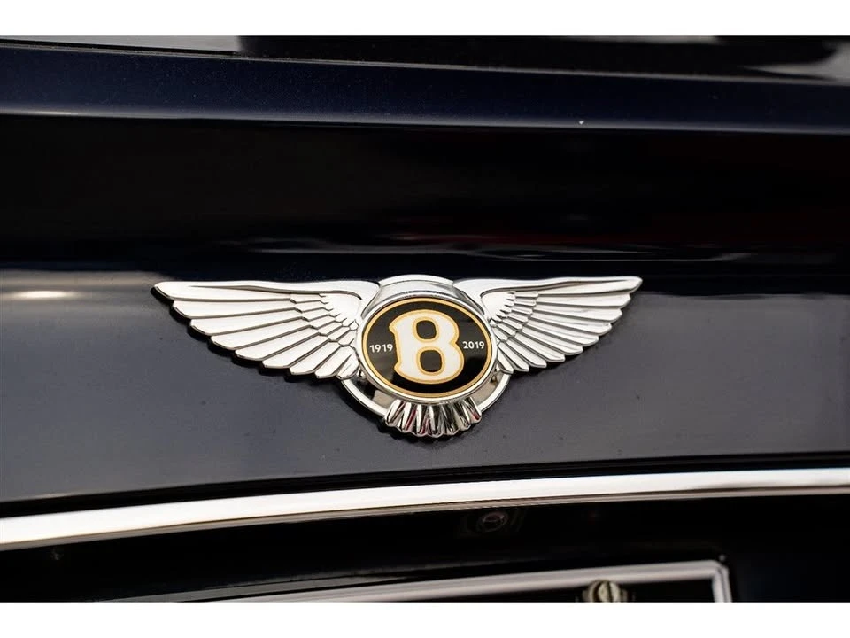 2019 Bentley Bentayga - Image 11 of 19