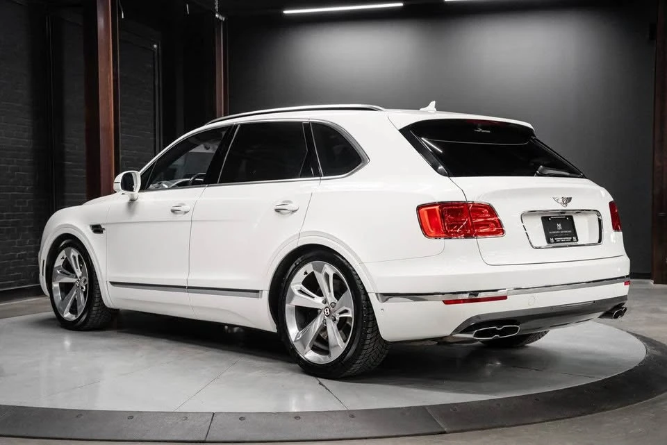 2019 Bentley Bentayga - Image 3 of 9