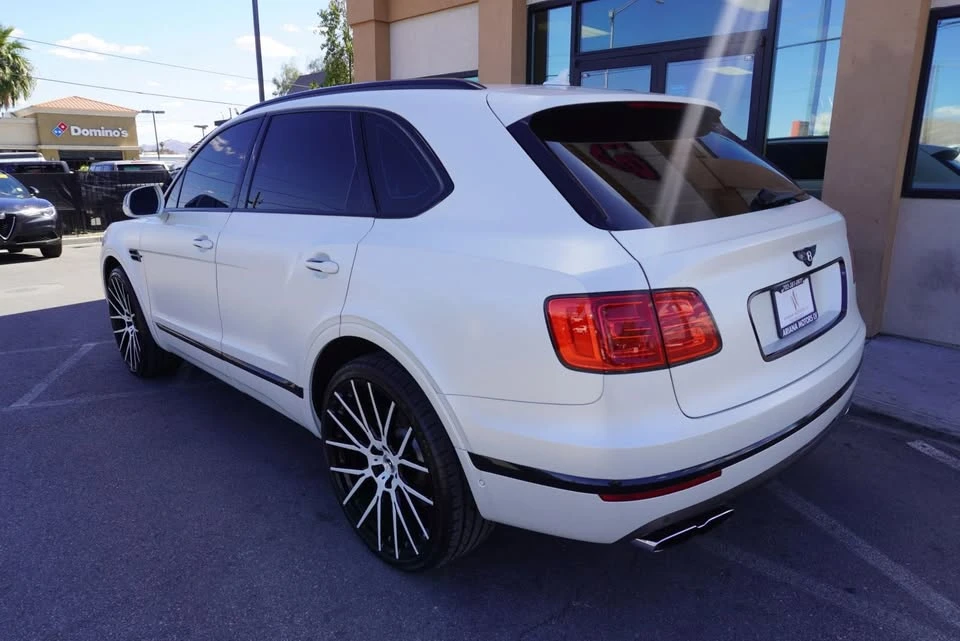2019 Bentley Bentayga - Image 13 of 20