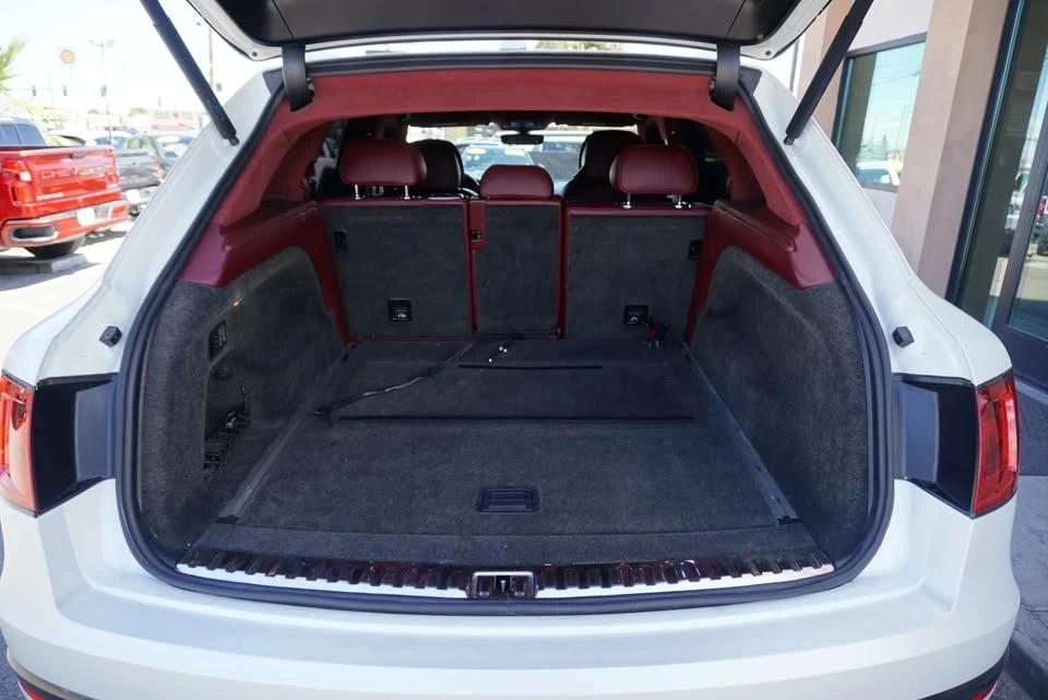2019 Bentley Bentayga - Image 11 of 20