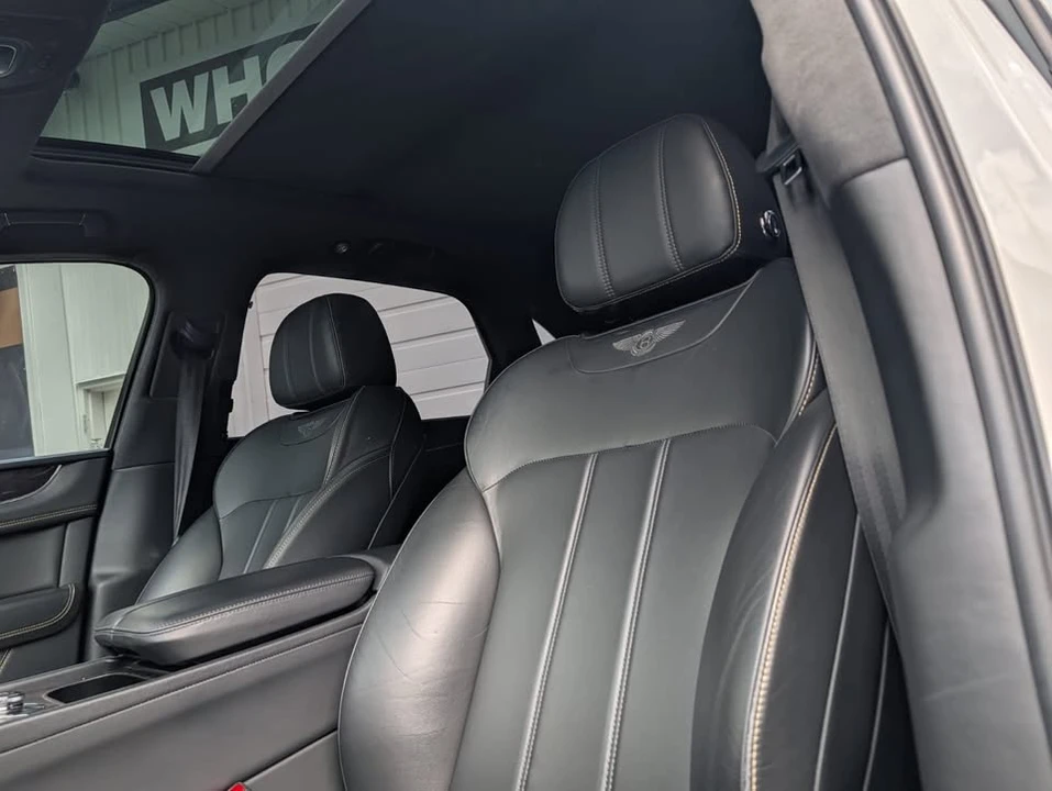 2019 Bentley Bentayga - Image 5 of 15