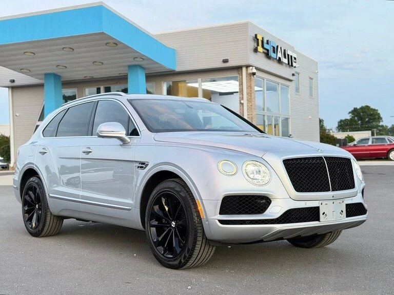 2019 Bentley Bentayga - Image 4 of 20