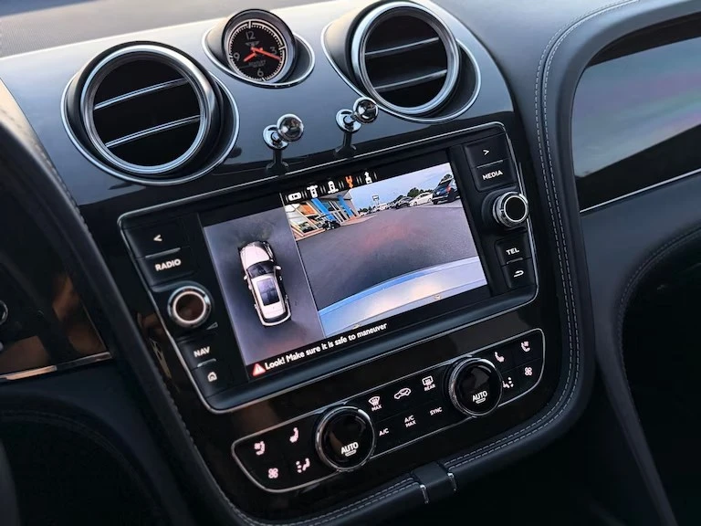 2019 Bentley Bentayga - Image 14 of 20