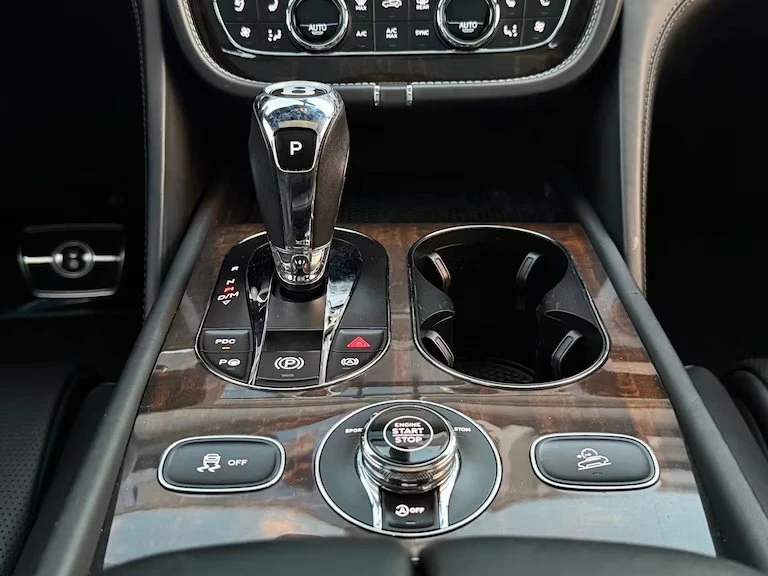2019 Bentley Bentayga - Image 12 of 20