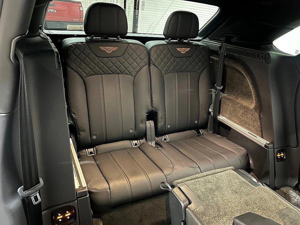 2019 Bentley Bentayga - Image 19 of 21