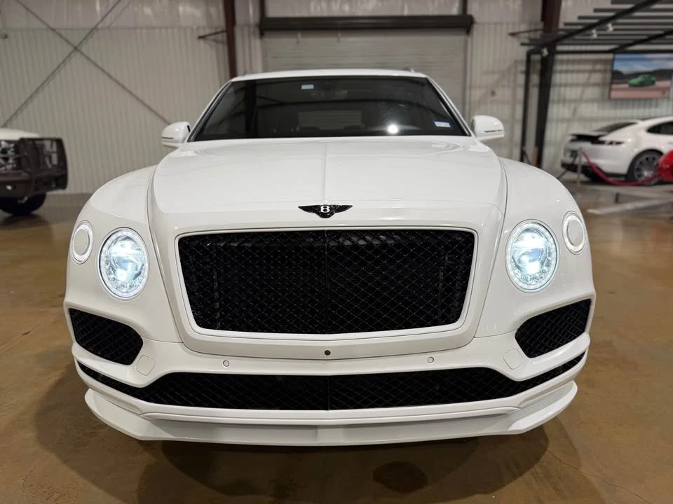 2019 Bentley Bentayga - Image 8 of 20