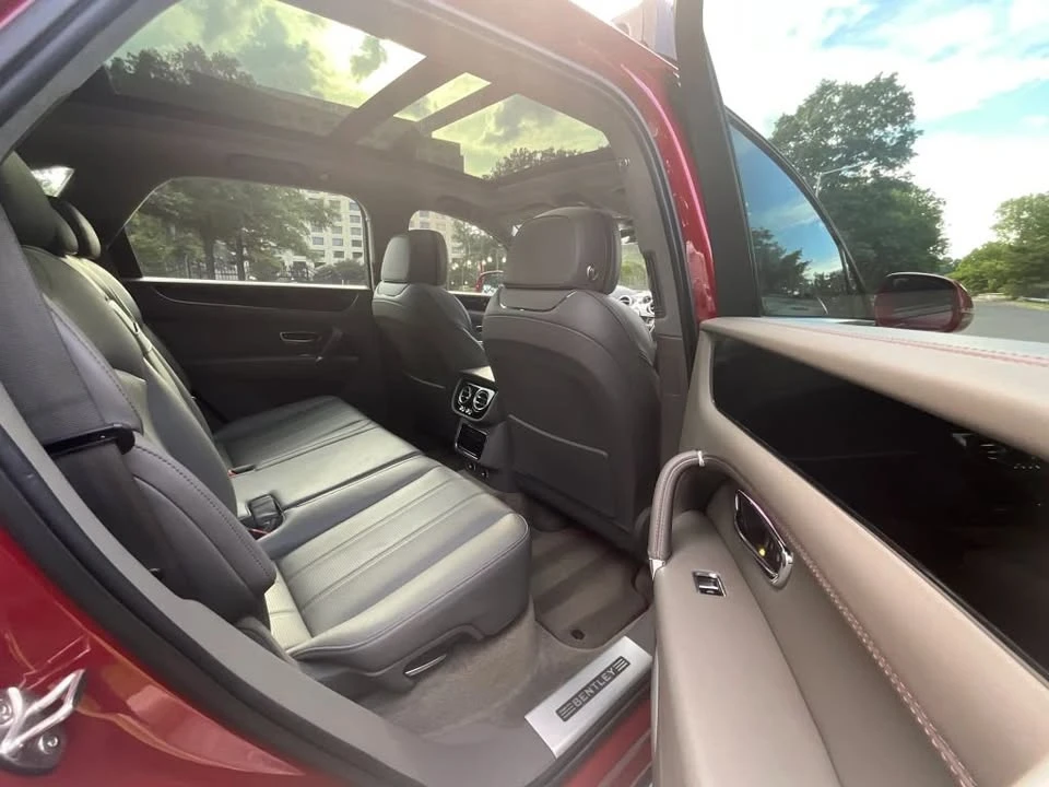 2019 Bentley Bentayga - Image 14 of 20