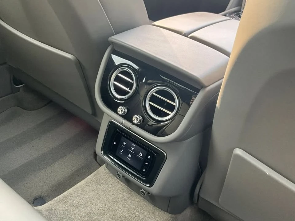 2019 Bentley Bentayga - Image 19 of 20