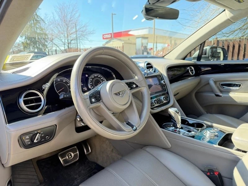2019 Bentley Bentayga - Image 12 of 12