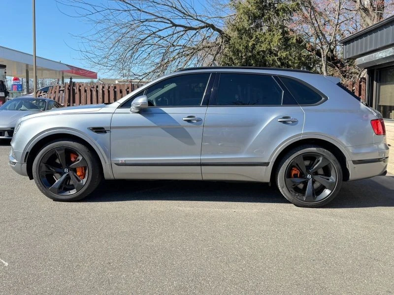 2019 Bentley Bentayga - Image 8 of 12