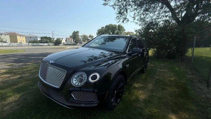 2019 Bentley Bentayga - Image 2 of 12