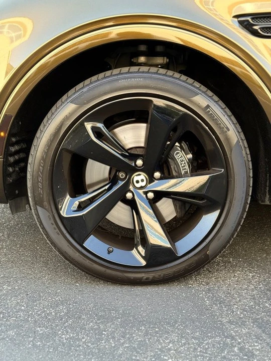 2019 Bentley Bentayga - Image 19 of 20