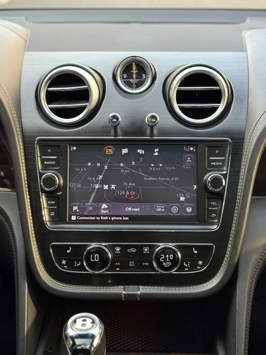 2019 Bentley Bentayga - Image 16 of 20