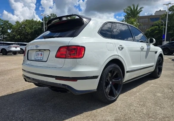 2019 Bentley Bentayga - Image 5 of 12