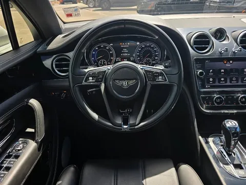 2019 Bentley Bentayga Carbon Fiber Package