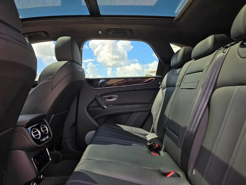 2019 Bentley Bentayga - Image 3 of 10