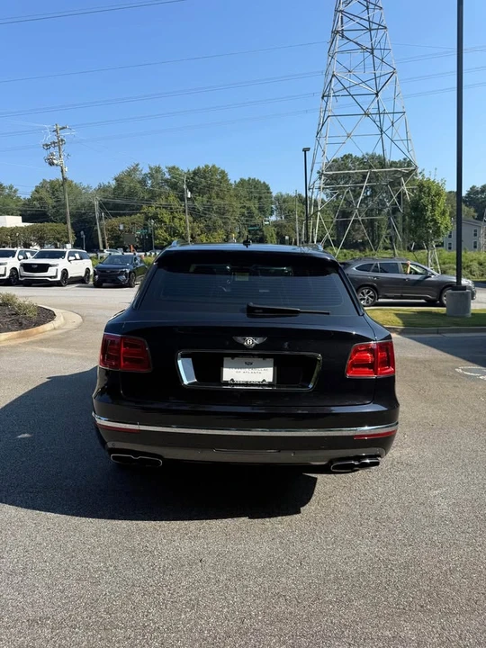 2019 Bentley Bentayga - Image 5 of 17