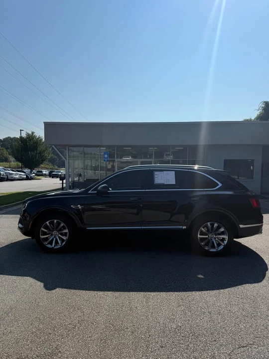 2019 Bentley Bentayga - Image 3 of 17