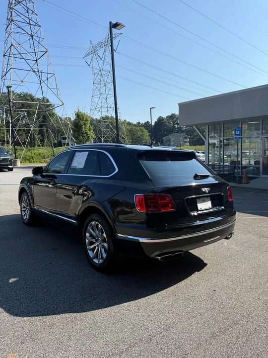2019 Bentley Bentayga - Image 4 of 17