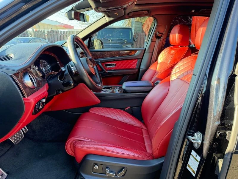 2019 Bentley Bentayga - Image 10 of 12