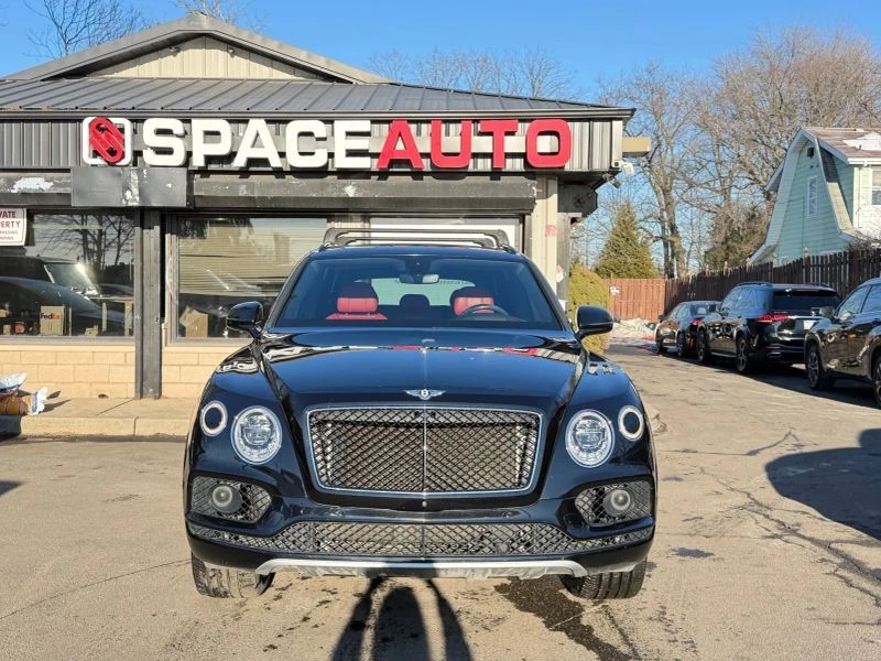 2019 Bentley Bentayga - Image 2 of 12