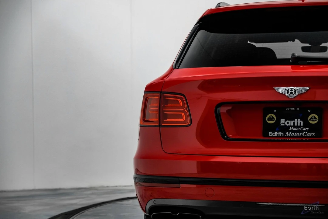 2019 Bentley Bentayga Mulliner - Image 12 of 12