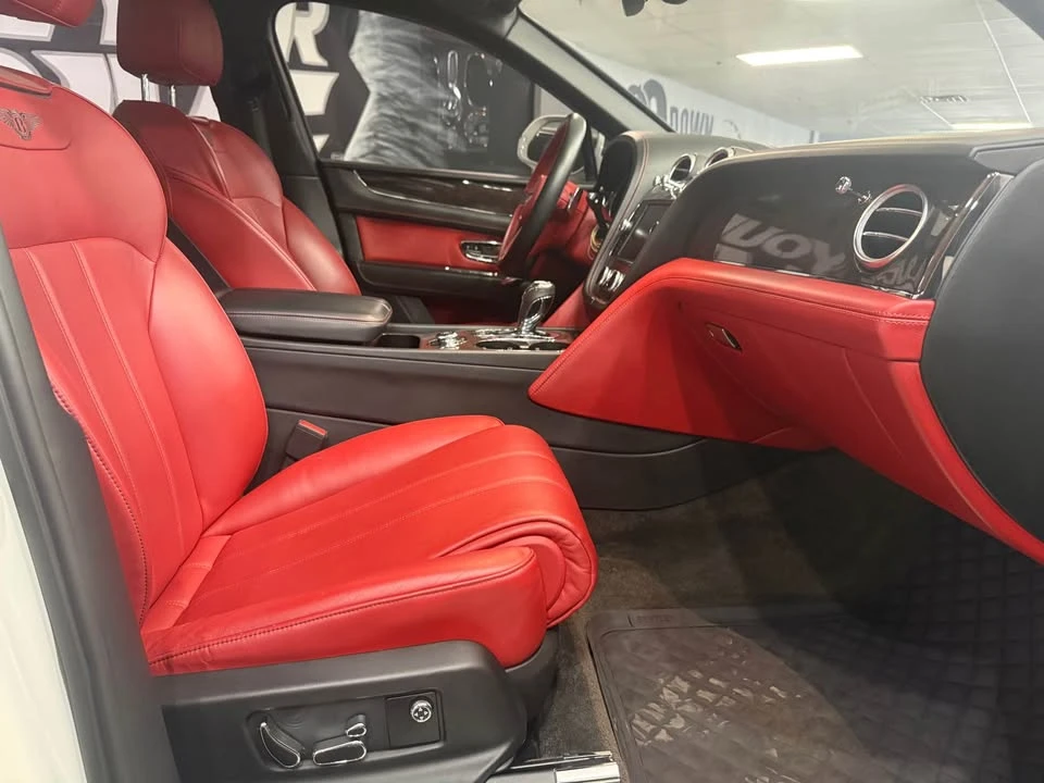 2019 Bentley Bentayga - Image 8 of 20