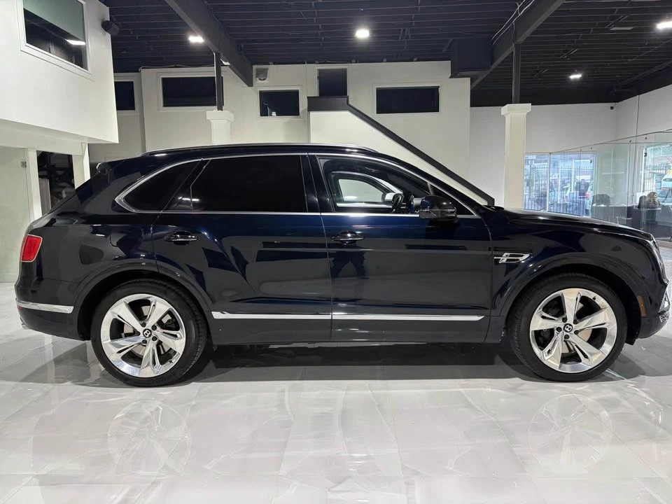 2019 Bentley Bentayga - Image 4 of 13