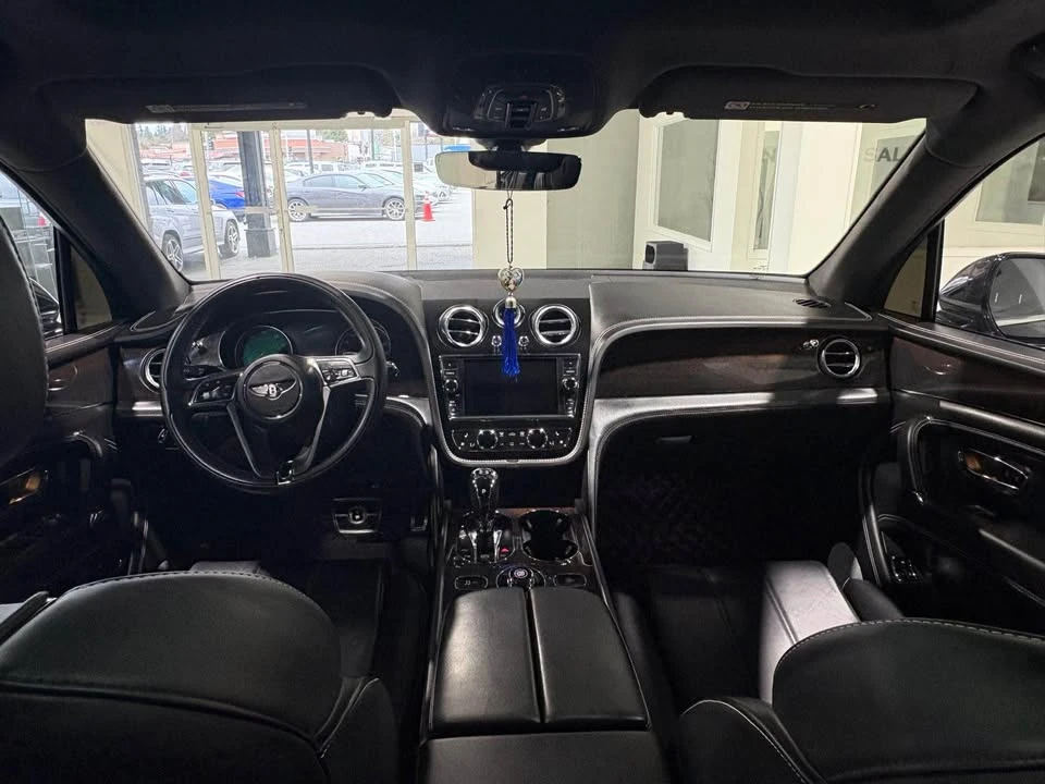 2019 Bentley Bentayga - Image 8 of 13
