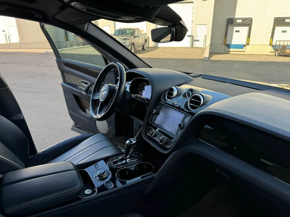 2019 Bentley Bentayga - Image 14 of 20