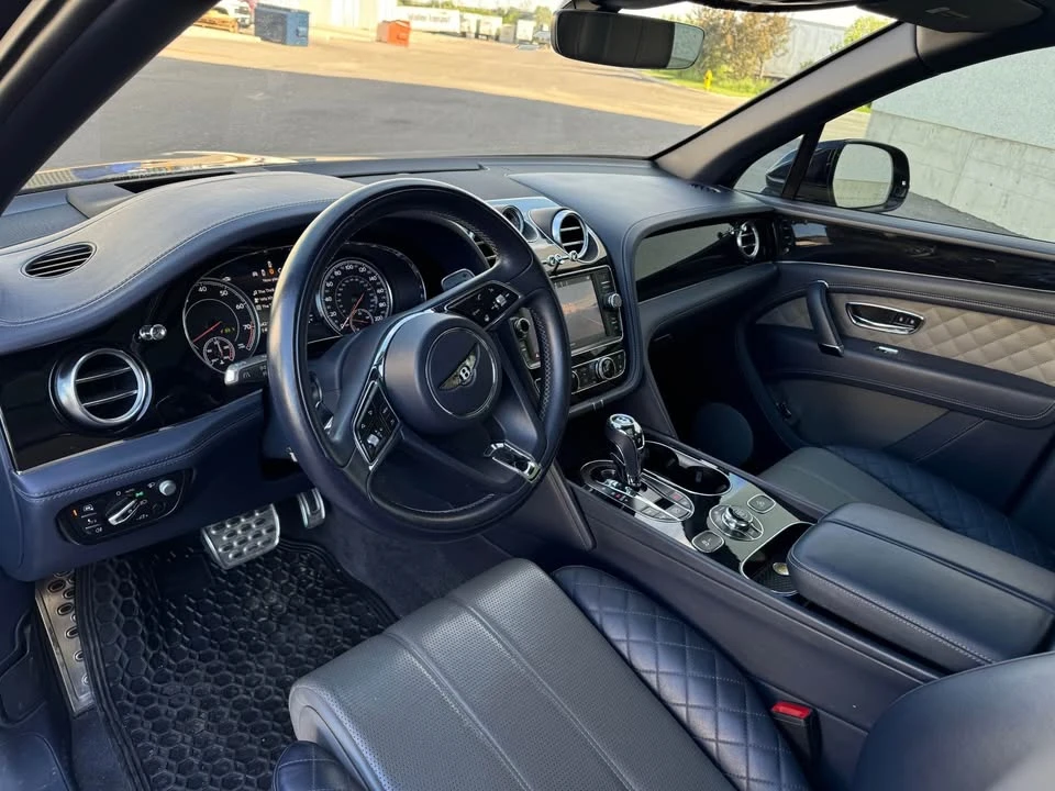2019 Bentley Bentayga - Image 9 of 20