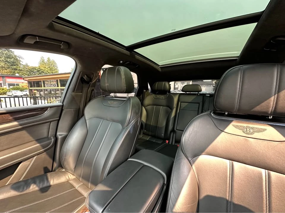 2019 Bentley Bentayga - Image 15 of 20