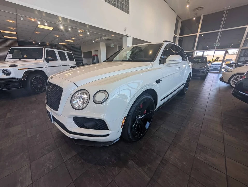 2019 Bentley Bentayga - Image 2 of 10