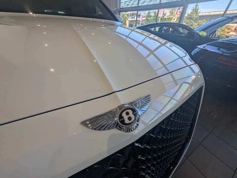 2019 Bentley Bentayga - Image 8 of 10
