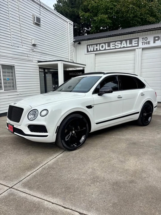 2019 Bentley Bentayga - Image 8 of 15