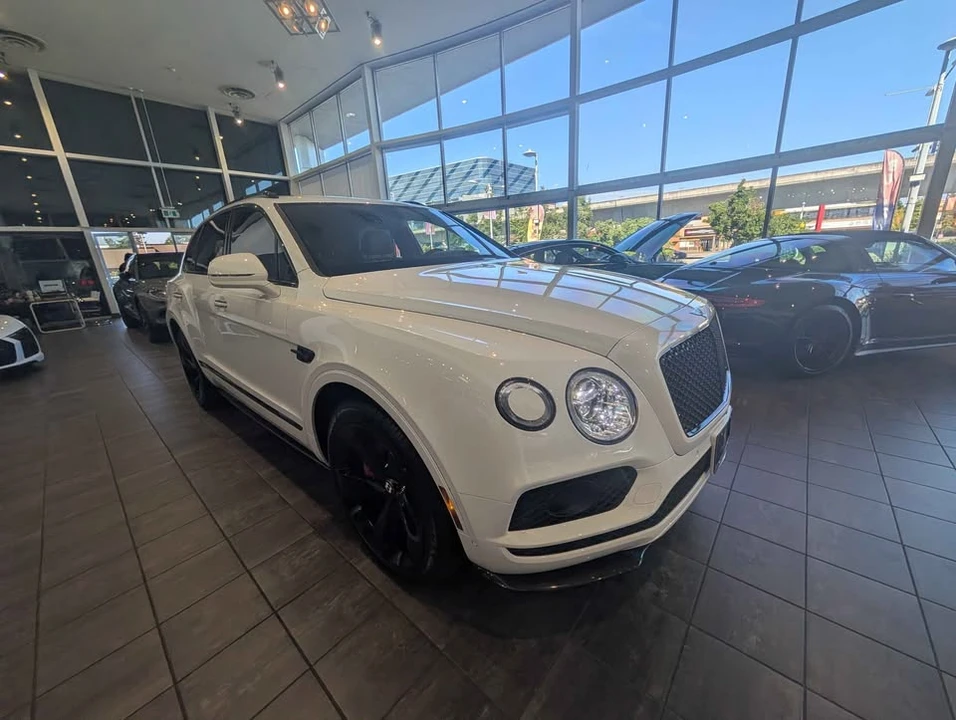 2019 Bentley Bentayga - Image 5 of 10