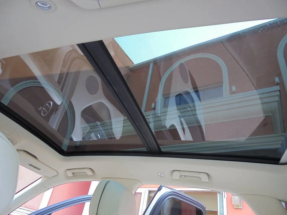 2019 Bentley Bentayga - Image 18 of 20