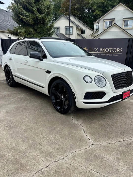 2019 Bentley Bentayga - Image 7 of 15