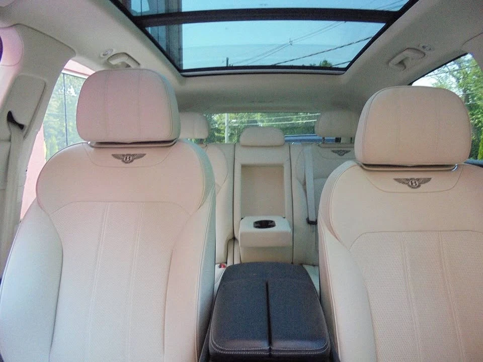 2019 Bentley Bentayga - Image 13 of 20