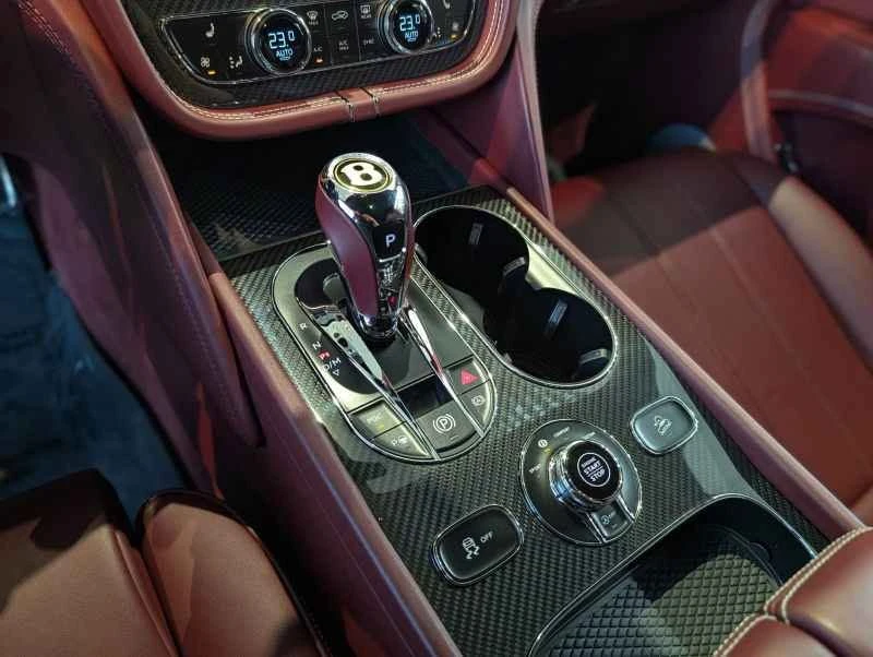 2019 Bentley Bentayga - Image 15 of 18