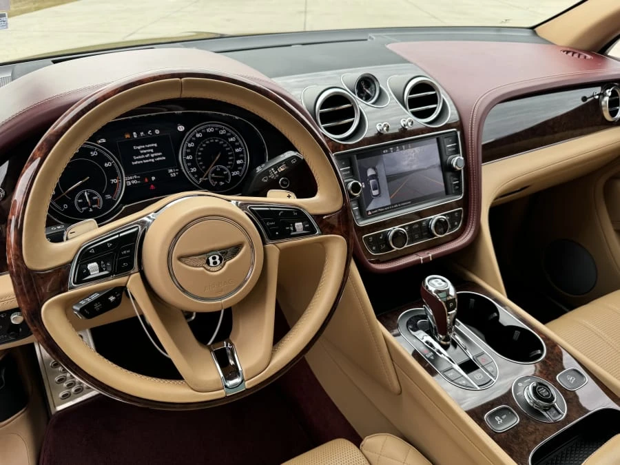 2019 Bentley Bentayga - Image 5 of 12