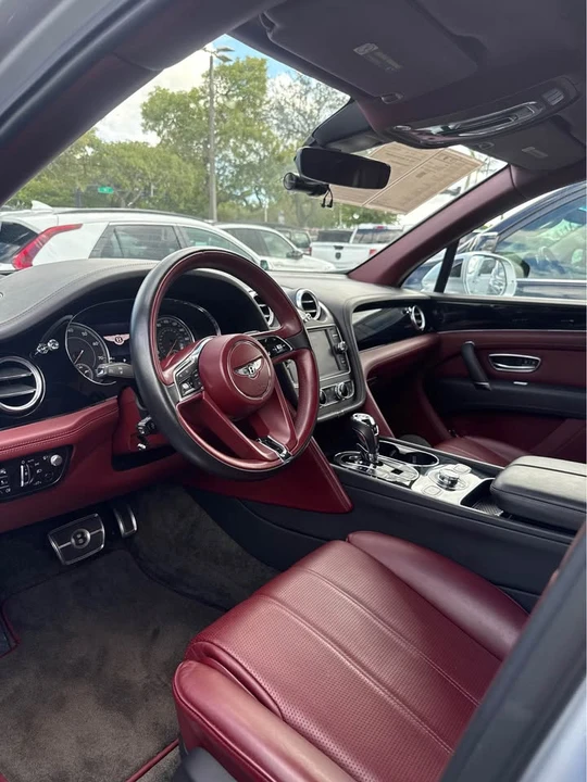 2019 Bentley Bentayga - Image 5 of 13