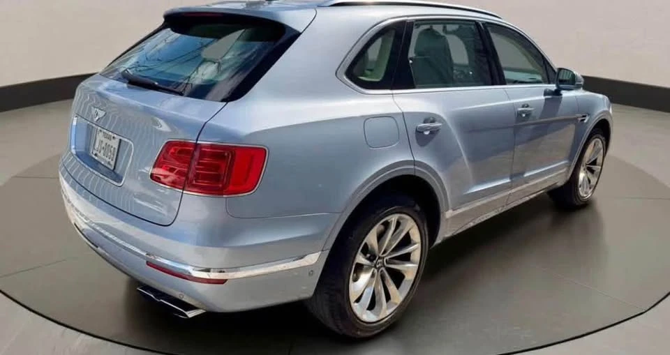 2019 Bentley Bentayga - Image 4 of 18