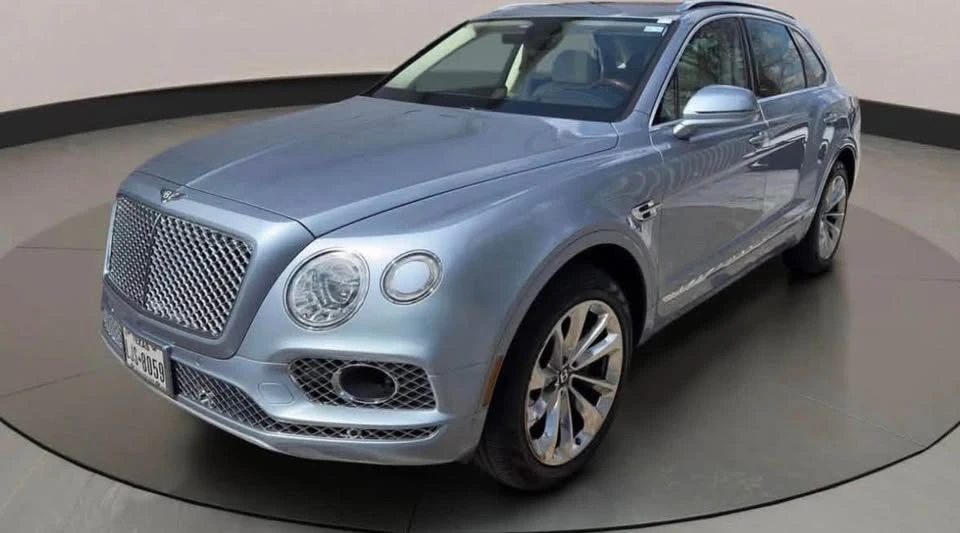 2019 Bentley Bentayga - Image 2 of 18