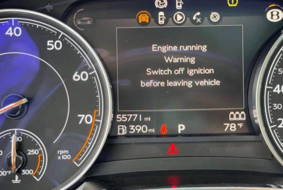 2019 Bentley Bentayga - Image 17 of 18